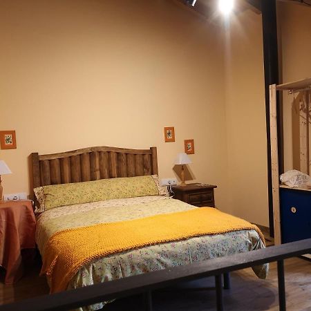 L' Abilleiru Albergue Rural Santibanez de Valdeiglesias Εξωτερικό φωτογραφία