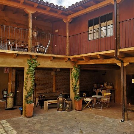 L' Abilleiru Albergue Rural Santibanez de Valdeiglesias Εξωτερικό φωτογραφία